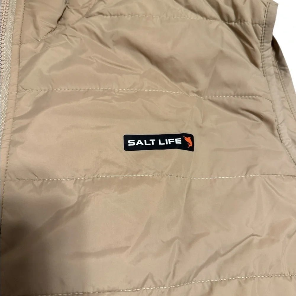 SALT LIFE Men’s quilted nylon puffer vest size large